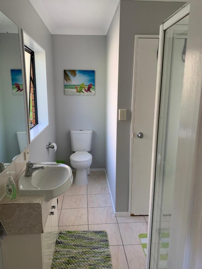 Double Room With Shared Bathroom 오클랜드 외부 사진