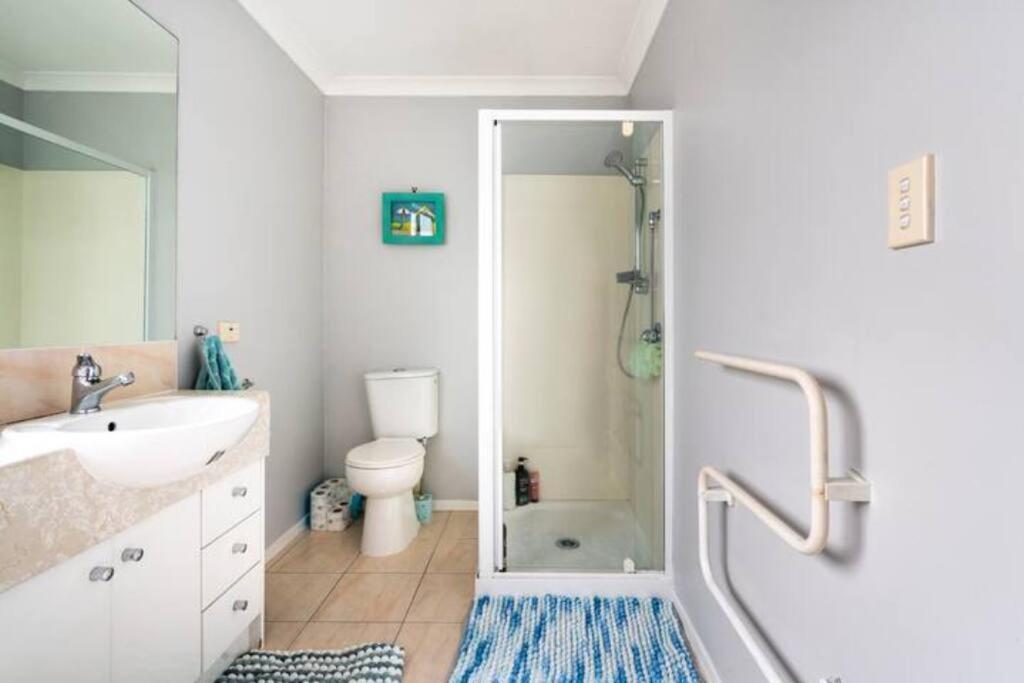 Double Room With Shared Bathroom 오클랜드 외부 사진