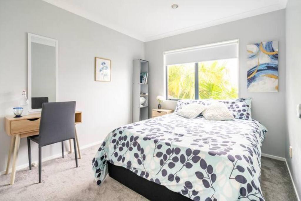 Double Room With Shared Bathroom 오클랜드 외부 사진